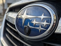 Камера переднего вида: как выбрать электронные глаза для безопасной парковки