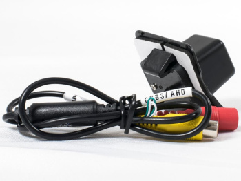 Штатная камера заднего вида AVS327CPR (181 AHD/CVBS) с переключателем HD и AHD для автомобилей MERCEDES-BENZ