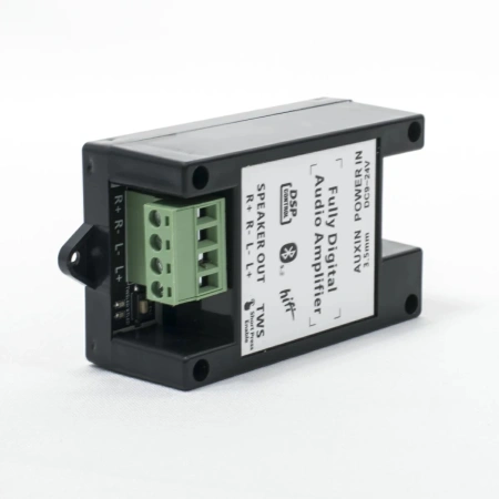 Комплект из двух влагозащищенных динамиков, усилителя и акустического кабеля AV315BT + 2xAVS600MSP + AV10AC