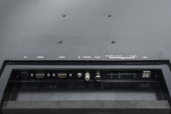 Телевизор AVS245SM (черная рамка)