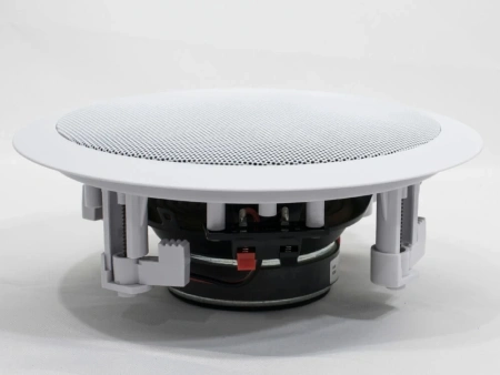 Комплект из четырех потолочных динамиков, усилителя и акустического кабеля AVS138 + 4xAV607CS + 2xAV10AC