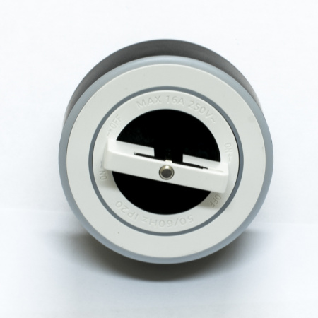 Комплект из трековых USB розетки и евророзетки AVUSBBL + AVEUBL (черные)