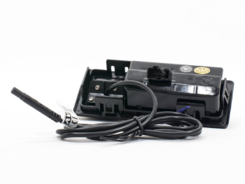 Штатная камера заднего вида AVS327CPR (185 AHD/CVBS) с переключателем HD и AHD для автомобилей AUDI/ SKODA/ VOLKSWAGEN